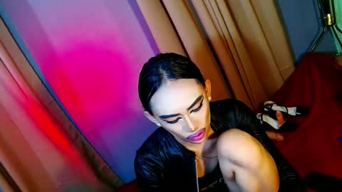 Snapshot of yasii19 chatting on 01-07-25, 07:17 miss yasii online show from 01-07-25, 07:17
