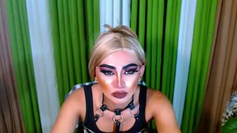Snapshot of yasii19 chatting on 09-13-25, 07:02 miss yasii online show from 09-13-25, 07:02