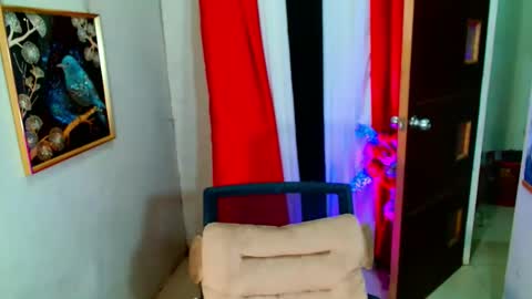 miss yasii online show from 10-31-25, 04:52