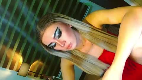 miss yasii online show from 06-12-26, 08:19
