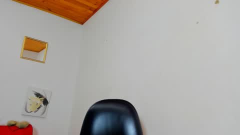 Yasemin online show from 01-10-26, 10:17