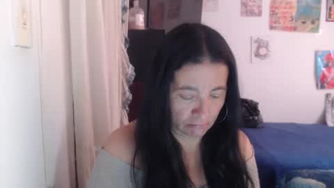 yasmin_love85 online show from 05-20-26, 02:12