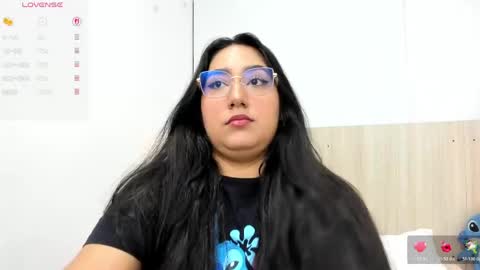 Yasmin Ortiz online show from 04-06-26, 03:26