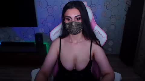 yasmina online show from 06-24-26, 07:07