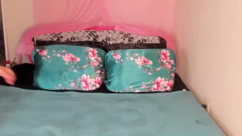 Yasmina online show from 02-03-25, 05:40