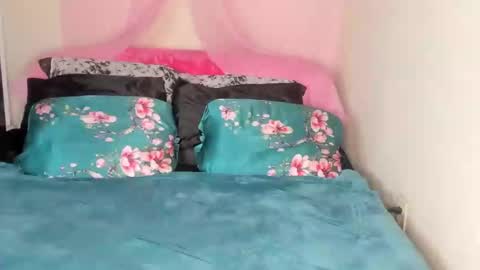 Yasmina online show from 02-19-25, 04:34