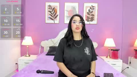 Yaya  online show from 06-16-26, 11:57