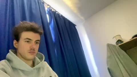 yayay333 online show from 04-30-26, 01:28