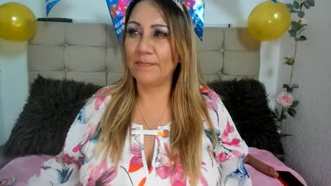 yayita online show from 06-11-26, 12:32