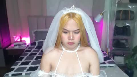 Snapshot of yazmin_shines chatting on 09-21-25, 04:25 Yazzi online show from 09-21-25, 04:25