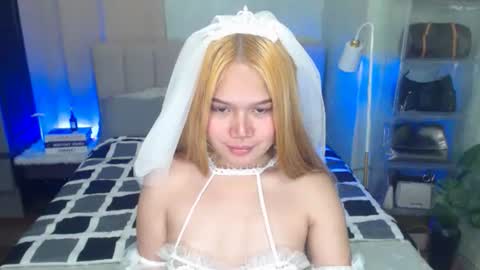 Snapshot of yazmin_shines chatting on 10-02-25, 12:28 Yazzi online show from 10-02-25, 12:28