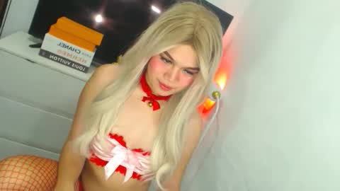 Snapshot of yazmin_shines chatting on 05-28-26, 01:58 Yazzi online show from 05-28-26, 01:58