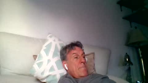 Snapshot of yeah_baby6988 chatting on 04-08-26, 02:00 yeah_baby6988 online show from 04-08-26, 02:00