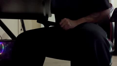 Snapshot of yebooo99518 chatting on 10-19-25, 05:35 yebooo99518 online show from 10-19-25, 05:35