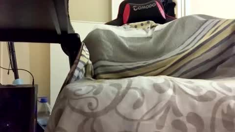 Snapshot of yebooo99518 chatting on 11-16-25, 03:28 yebooo99518 online show from 11-16-25, 03:28