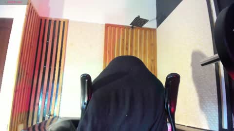 Snapshot of yeidonn chatting on 06-26-26, 04:06 Yeidonn online show from 06-26-26, 04:06