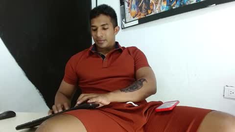 Snapshot of yeiko_park23 chatting on 10-25-25, 01:24 Yeiko Park23 online show from 10-25-25, 01:24