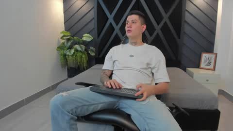 YEIKO ROMERO online show from 12-20-24, 11:26