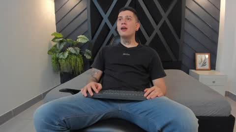 YEIKO ROMERO online show from 12-27-24, 11:21