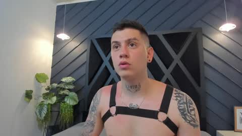 YEIKO ROMERO online show from 01-03-25, 02:10