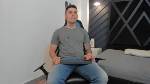 YEIKO ROMERO online show from 01-10-25, 11:18