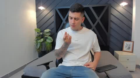 YEIKO ROMERO online show from 01-12-25, 02:56