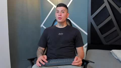 YEIKO ROMERO online show from 01-16-25, 05:55