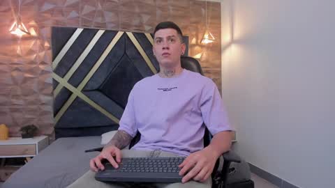 YEIKO ROMERO online show from 02-03-25, 05:14