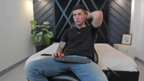 YEIKO ROMERO online show from 02-12-25, 05:26