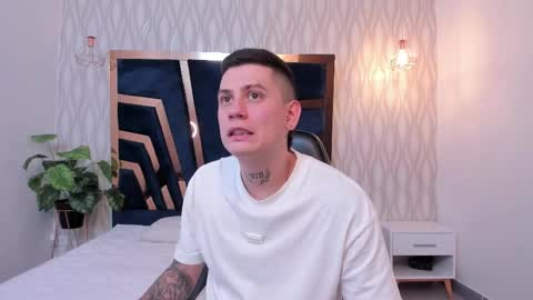 YEIKO ROMERO online show from 02-17-25, 05:21