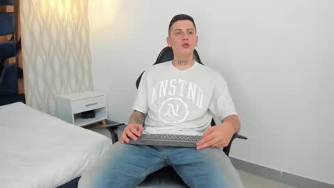 YEIKO ROMERO online show from 02-18-25, 05:42