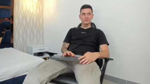 YEIKO ROMERO online show from 02-19-25, 06:00