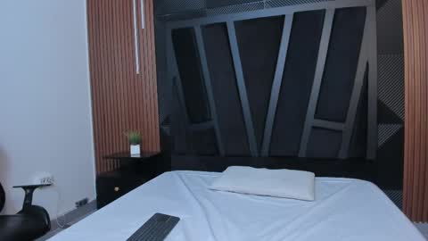 YEIKO ROMERO online show from 03-03-25, 05:18