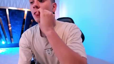 YEIKO ROMERO online show from 03-11-25, 05:24