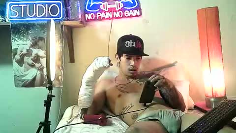 yeisoncastellanos1999 online show from 02-25-26, 07:56