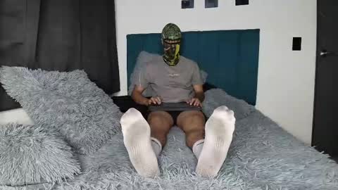 Snapshot of yeisongomezz chatting on 10-15-25, 11:05 yeisongomezz online show from 10-15-25, 11:05