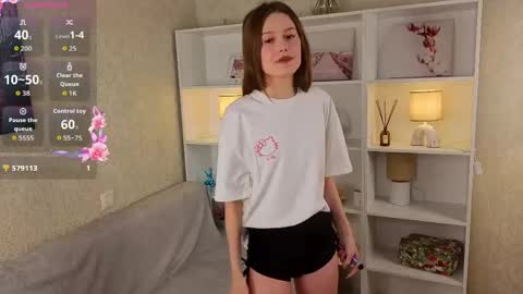 Snapshot of yelenaolaya chatting on 04-22-26, 01:08 Kate online show from 04-22-26, 01:08