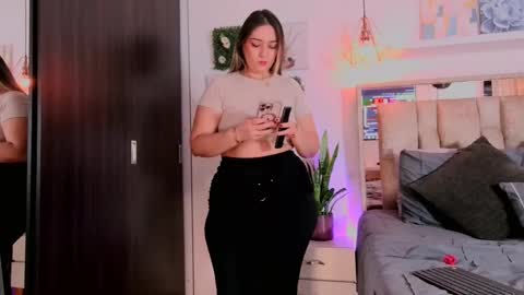 Snapshot of yellow_lily chatting on 04-10-26, 03:39 yellow_lily online show from 04-10-26, 03:39