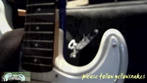 .     y e l l o w s n a k e s       . online show from 10-08-25, 10:07