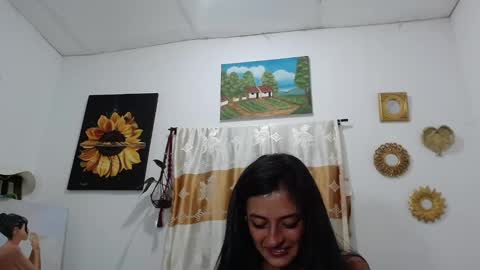 Snapshot of yemaya_28 chatting on 01-25-25, 09:57 Yemaya 28 online show from 01-25-25, 09:57