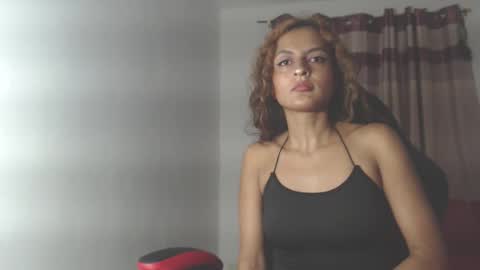 Snapshot of yemaya_28 chatting on 03-16-26, 03:56 Yemaya 28 online show from 03-16-26, 03:56