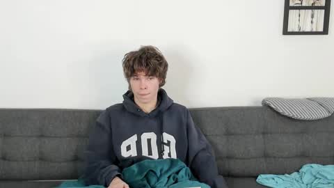 Yen online show from 09-26-25, 05:33