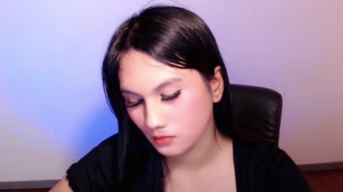 Snapshot of yen_bente chatting on 09-13-25, 04:56 Yen online show from 09-13-25, 04:56