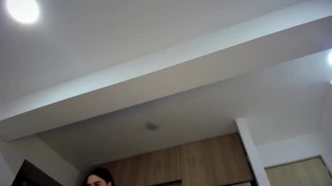 yenifer016 online show from 10-19-25, 02:45