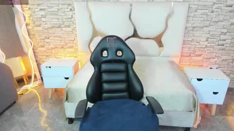 ZAYDEN  online show from 05-31-26, 11:50