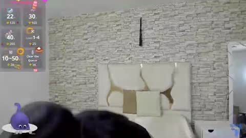 Snapshot of yenn_tay chatting on 06-19-26, 11:58 ZAYDEN online show from 06-19-26, 11:58