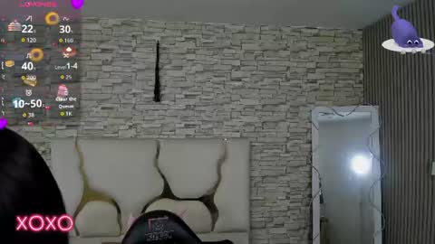 Snapshot of yenn_tay chatting on 06-25-26, 11:37 ZAYDEN online show from 06-25-26, 11:37