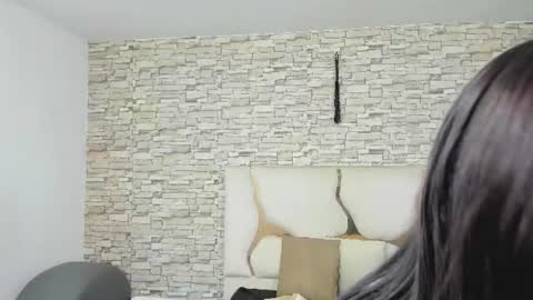 Snapshot of yenn_tay chatting on 06-26-26, 11:58 ZAYDEN online show from 06-26-26, 11:58