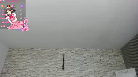 Snapshot of yenn_tay chatting on 07-17-26, 11:50 ZAYDEN online show from 07-17-26, 11:50