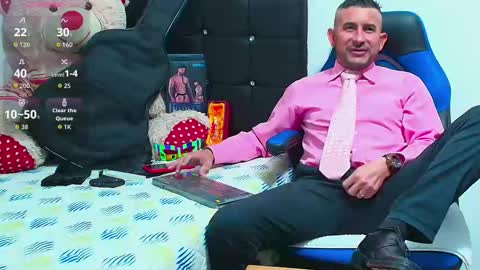 Yeol online show from 10-17-25, 07:05